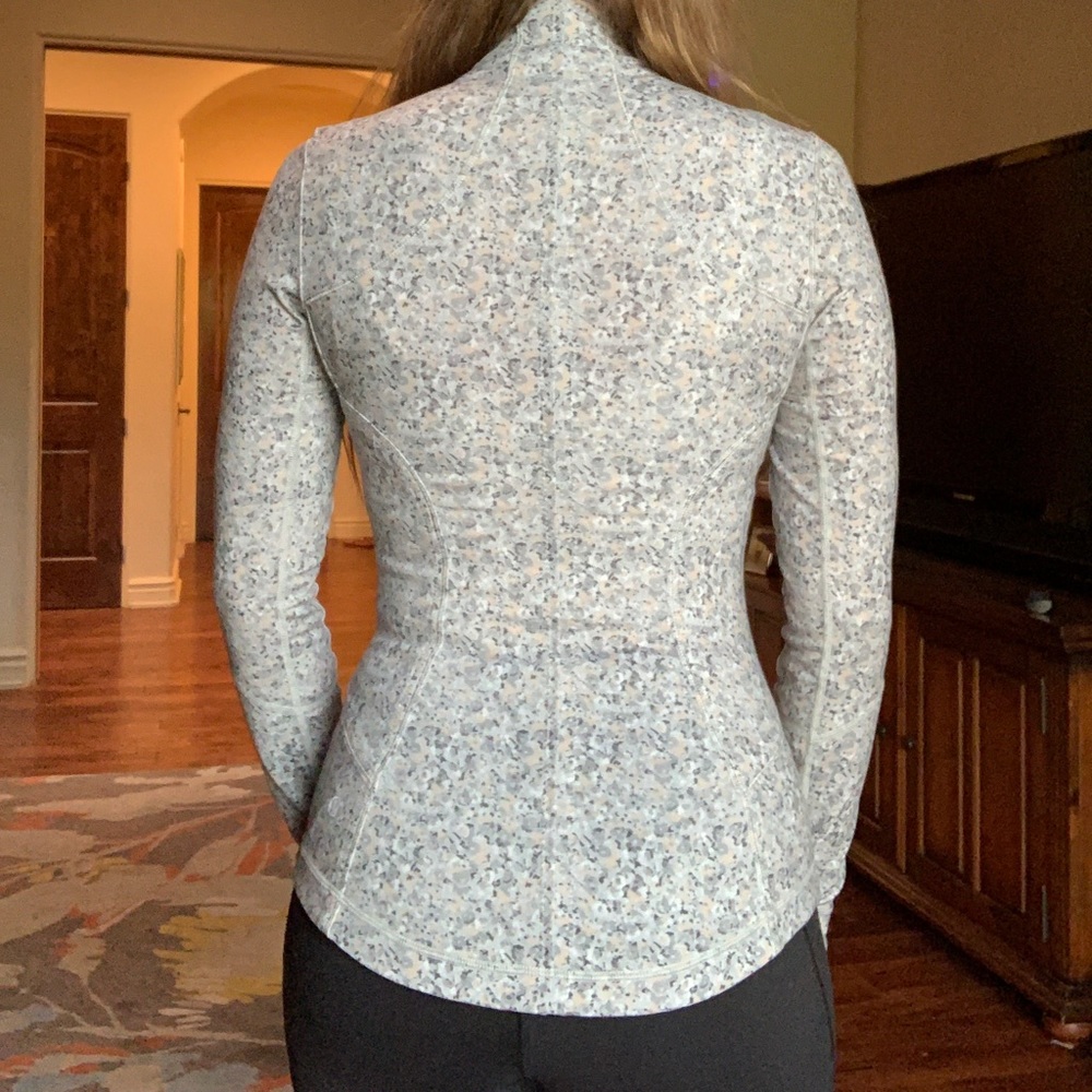 Lululemon Forme Jacket - Picture 3 of 3
